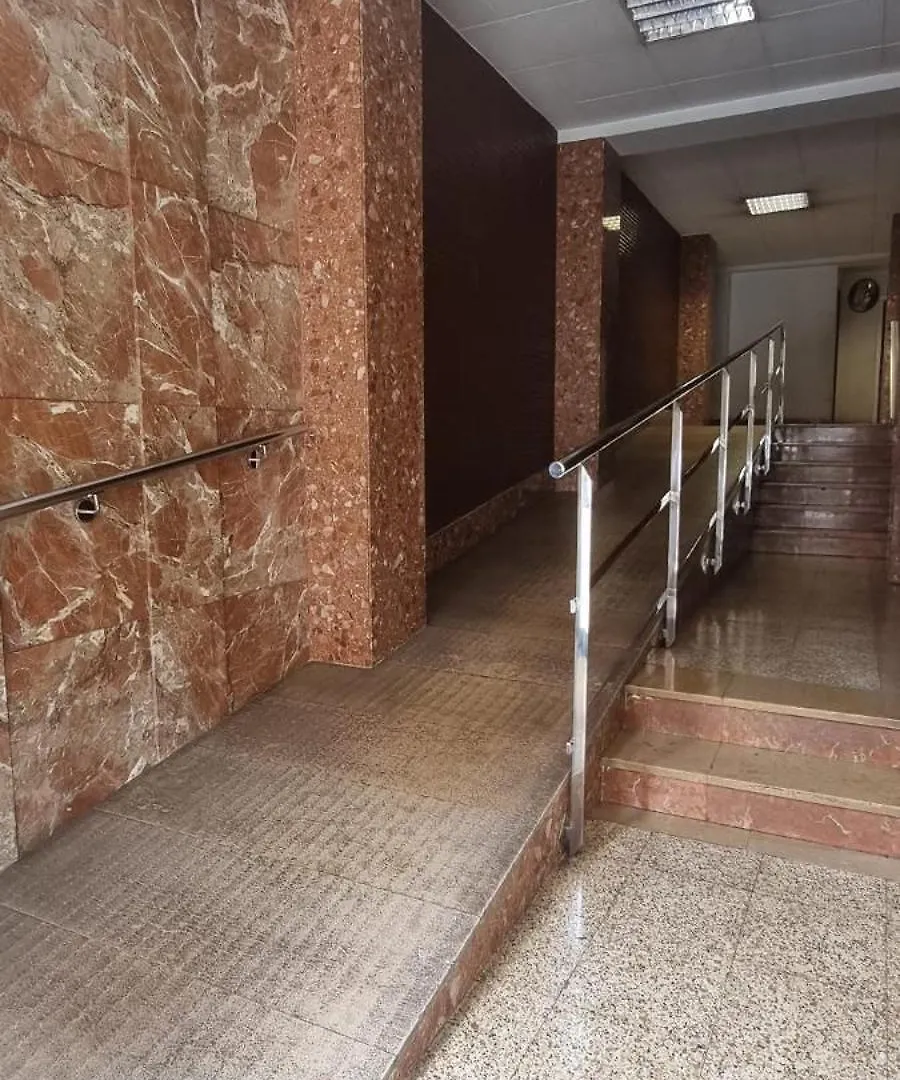 Centrico Especial Familias Nuevo Apartman Tarragona 0*,