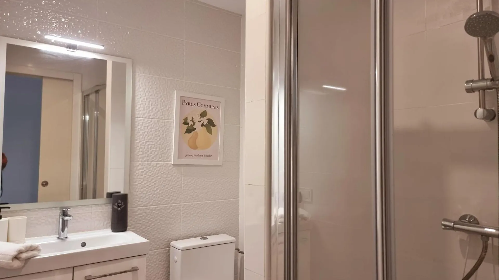 Centrico Especial Familias Nuevo Apartman Tarragona 0*,  Spanyolország